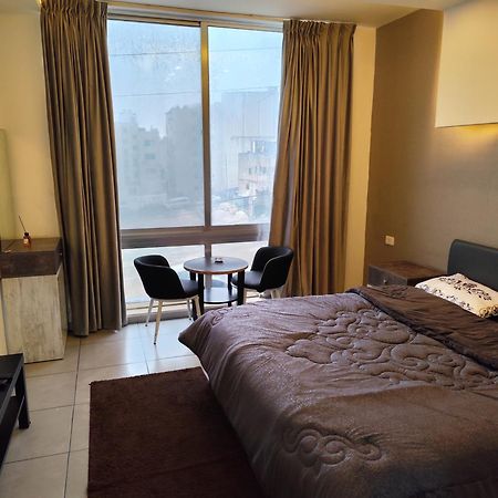 Gentle Breeze Studio 2 Amman Bagian luar foto