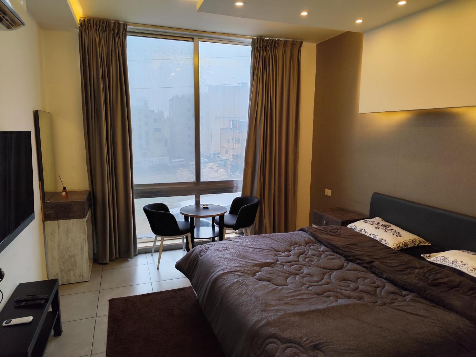 Gentle Breeze Studio 2 Amman Bagian luar foto