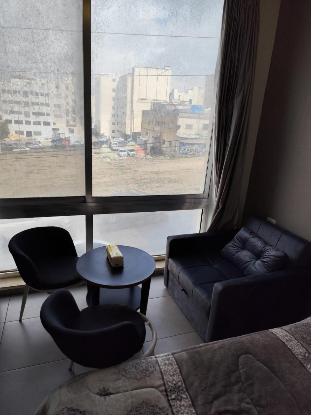 Gentle Breeze Studio 2 Amman Bagian luar foto