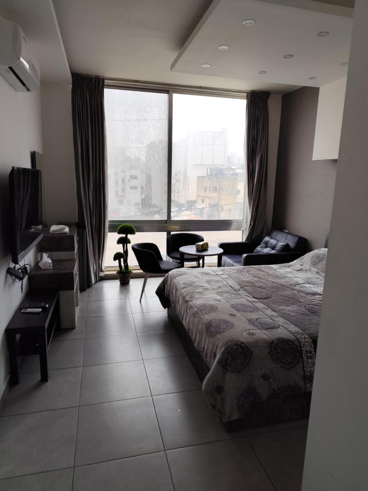 Gentle Breeze Studio 2 Amman Bagian luar foto